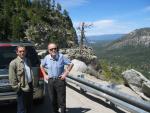 Jüri ja Rein teel Tahoe järve juurde Reinu suvekodusse.